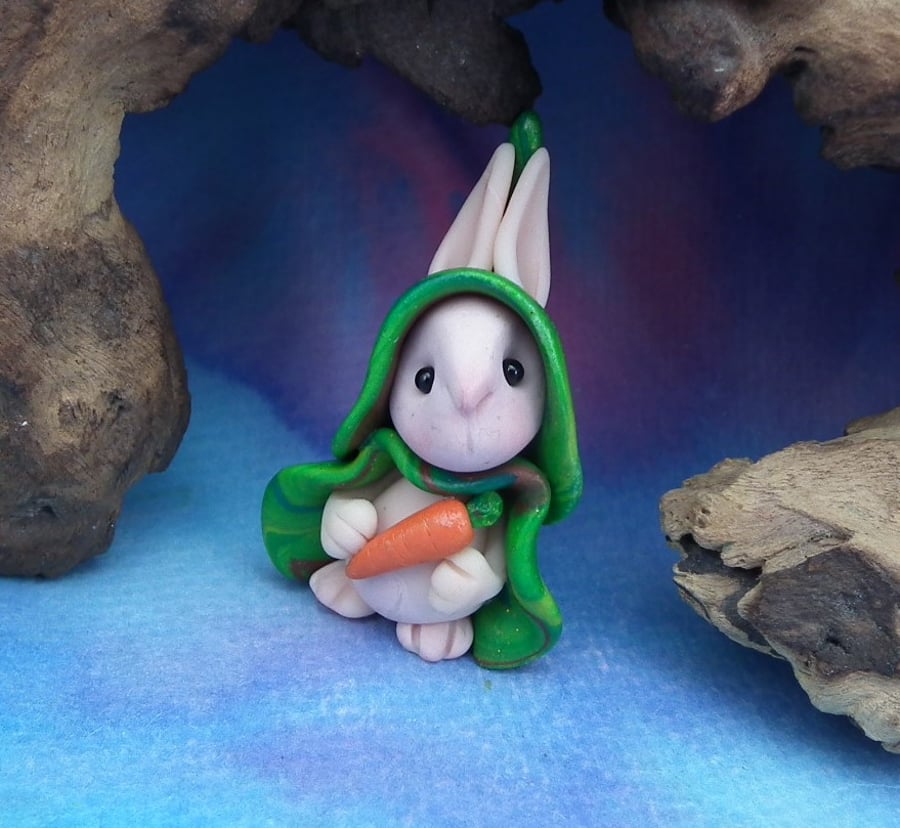Downland Rabbit 'Connie' Crop Gatherer OOAK Sculpt by Ann Galvin Gnome Village