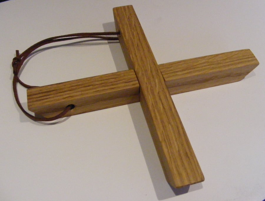 Reclaimed oak folding trivet