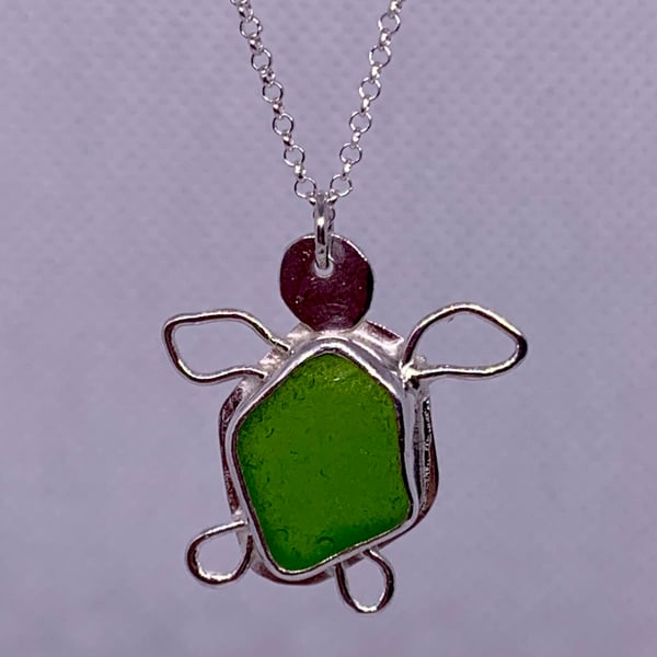 Emerald Green Sea Glass and Sterling Silver Turtle Pendant Necklace - 1021