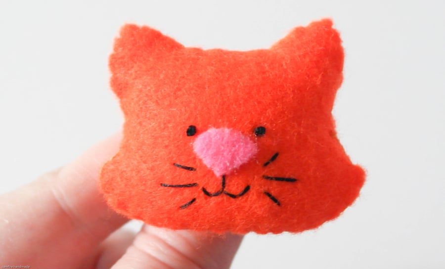 Perfectly Imperfect Ginger Cat Brooch, Cat Lover Gift, Handmade Kitty Felt Pin