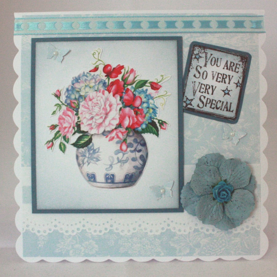 Handmade greetings card - vase of flowers