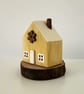 Hand crafted little wooden house - Image 2