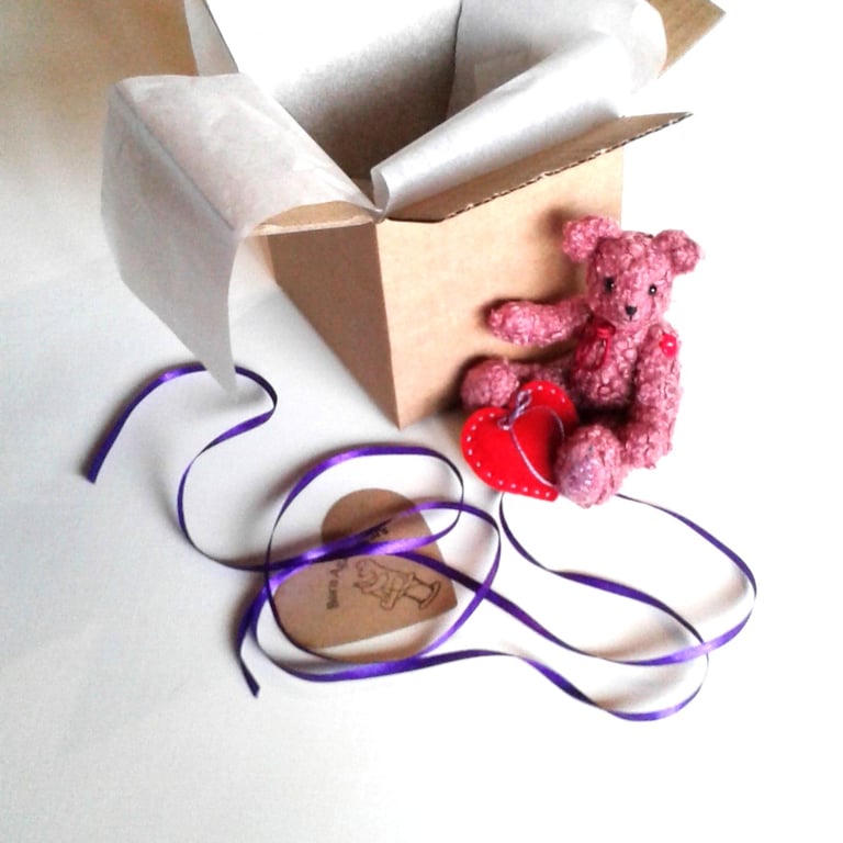 Small bear with a big heart, 5 inch gift boxed collectable hand sewn teddy bear