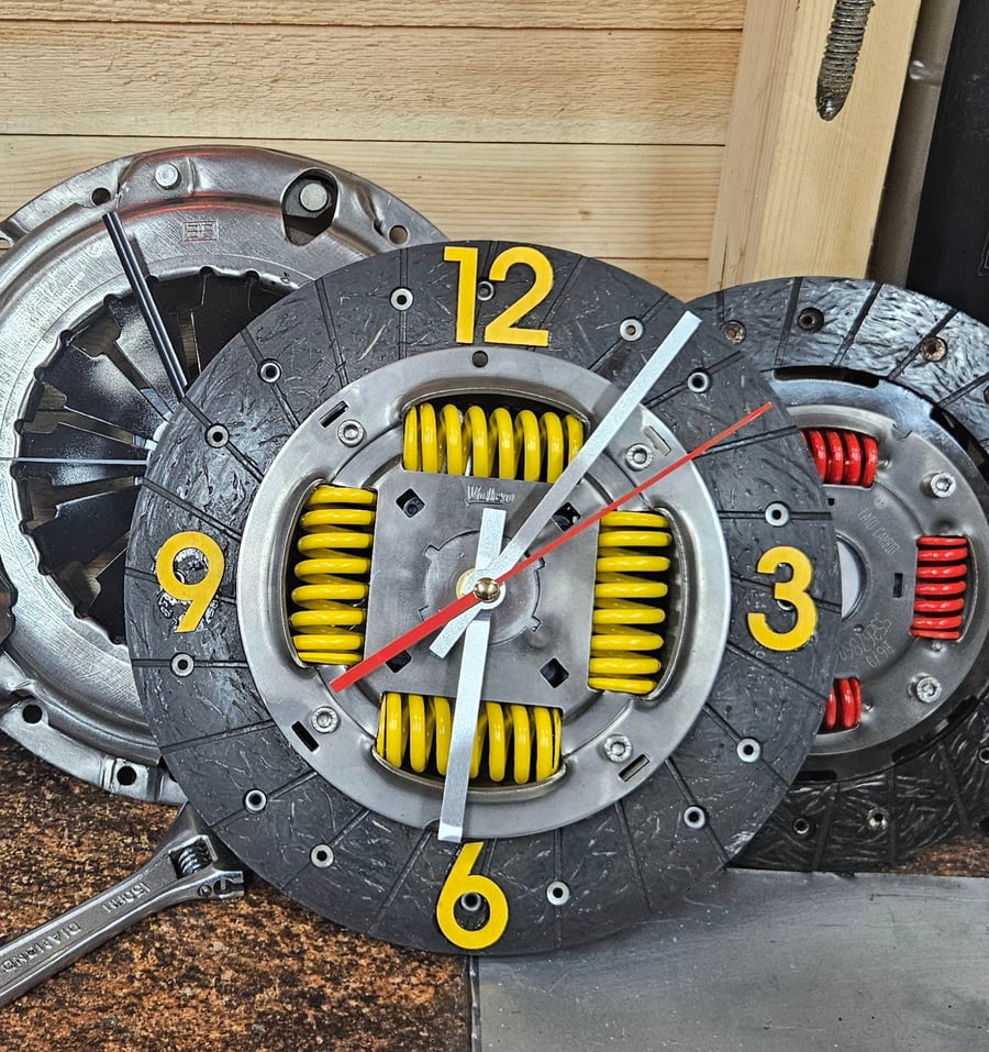 Handmade Clutch Plate Wall Clock - Recycled Automotive Clock - Mechanic Gift - G
