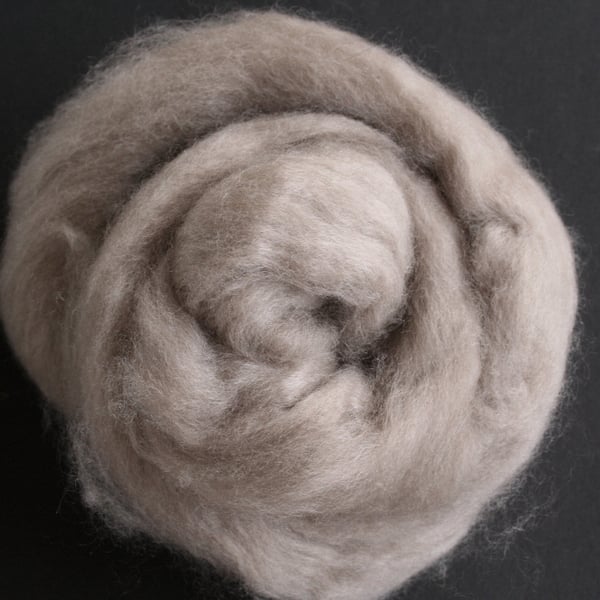 PURE CASHMERE FIBRE TOP – BROWN