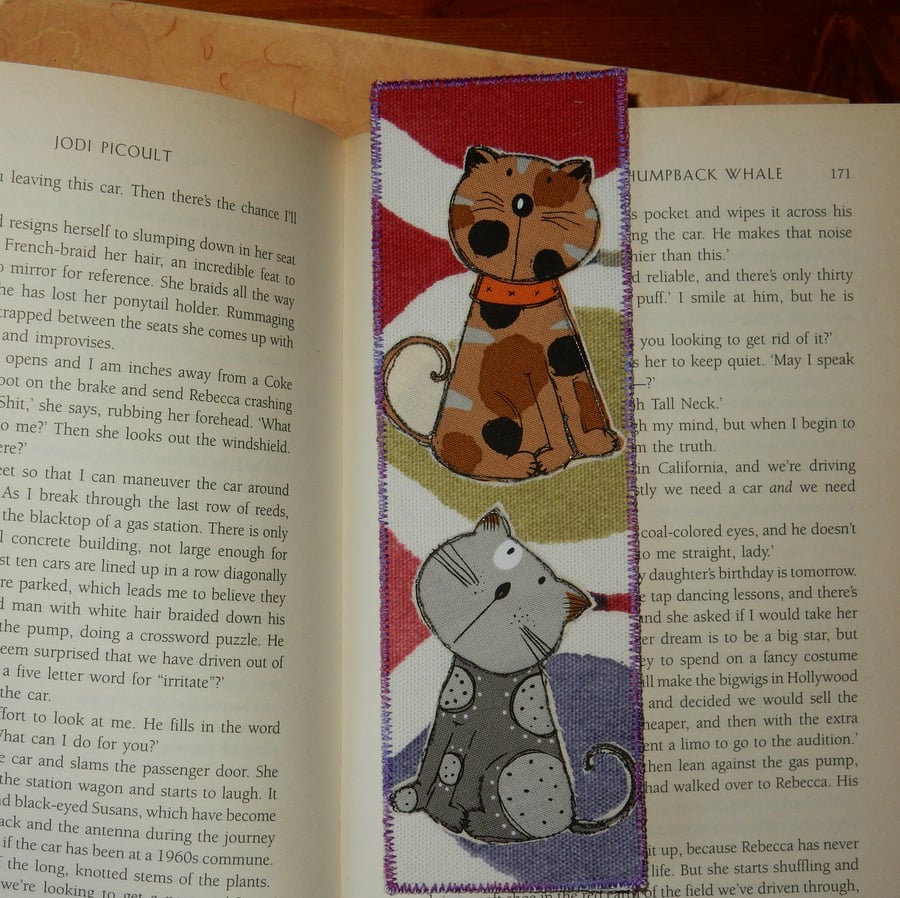 Quirky cats applique bookmark