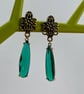 Baroque crystal drop earrings Emerald green glass beautiful retro gold