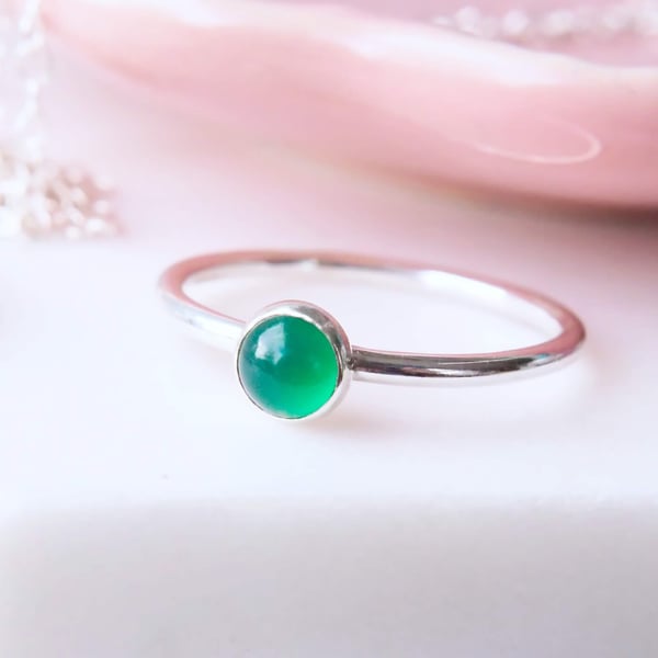 MAY Birthstone Ring - Green Agate Silver Ring