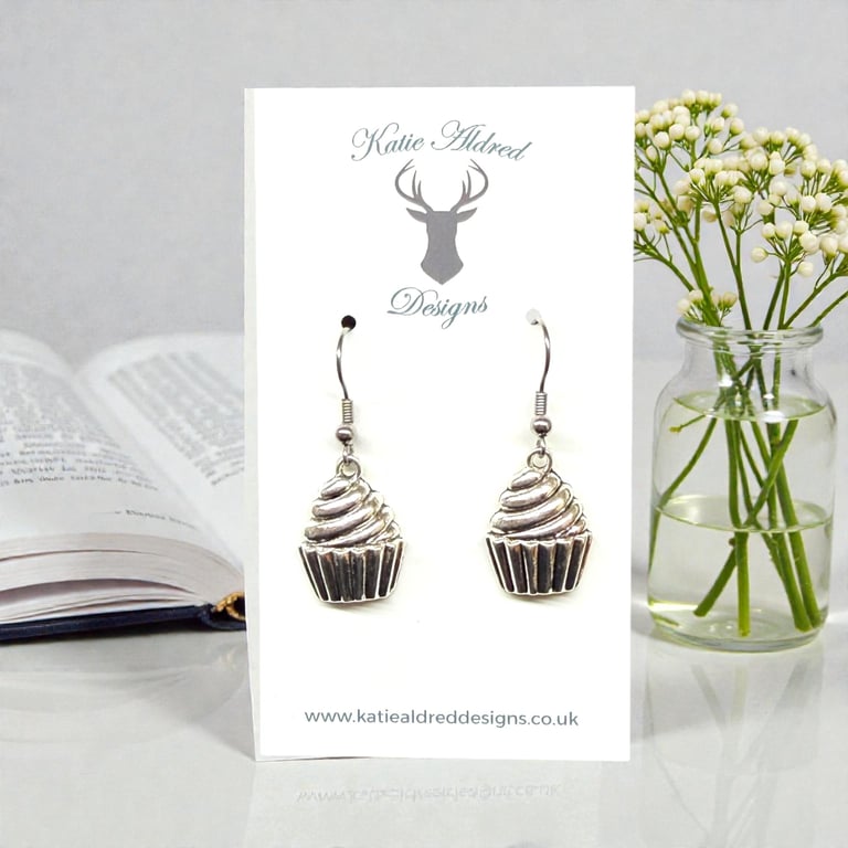 Charm Earrings - Cupcake
