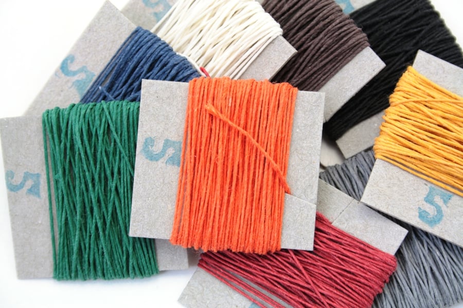 10m English Linen Thread, 3-ply, non-waxed, Coloured Bookbinding thread