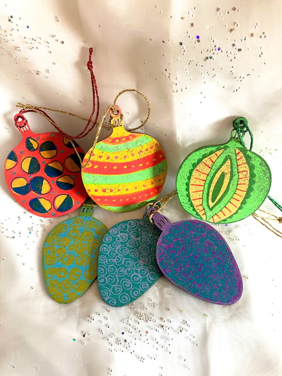 6 hand painted Christmas tree decorations