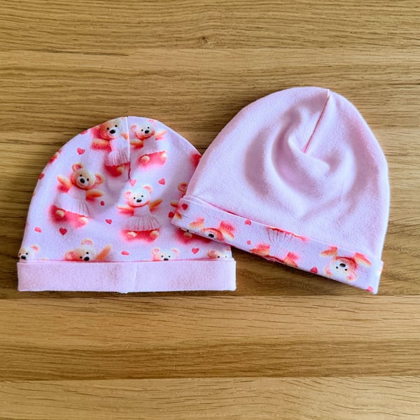 Newborn Baby Hats, Beanie hats. 2 PK. Ideal for the newborn baby 0-3mths - BE22