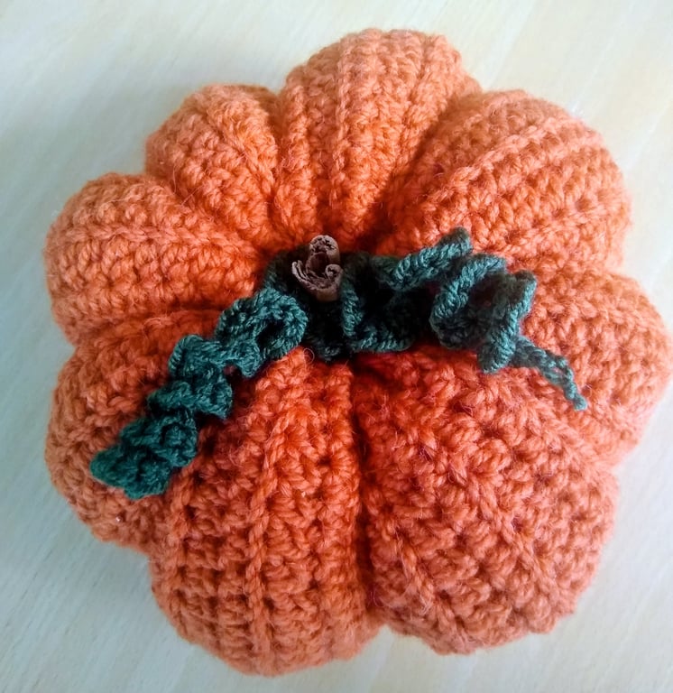 Crochet Squishy Pumpkin 