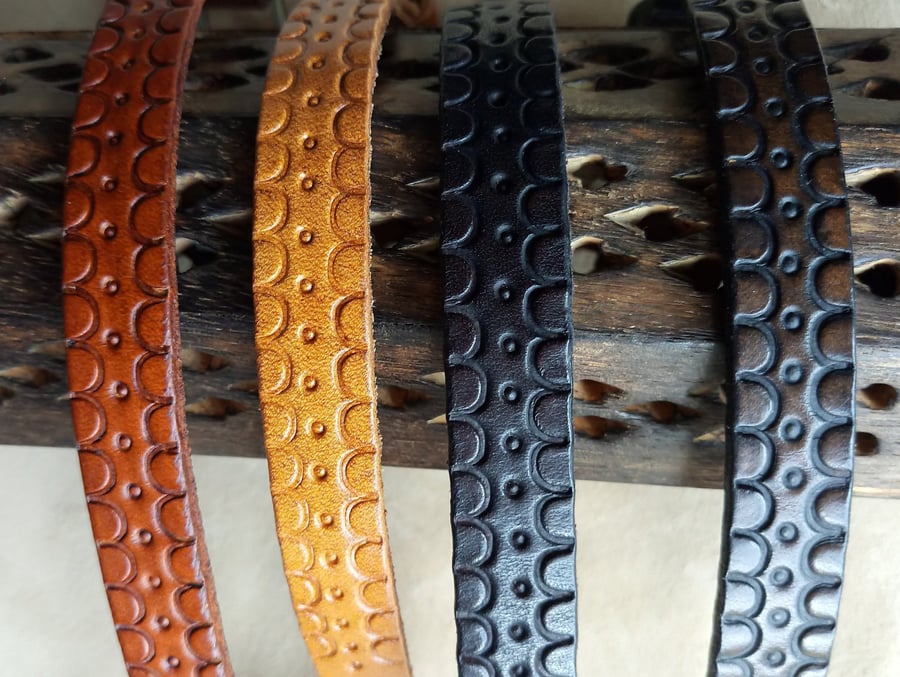 Leather Cuff, Hand Tooled Leather Cuff, Women Cuff, Men Cuff, Custom Bracelet