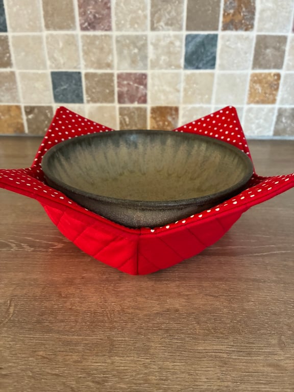 Perfectly Imperfect Red And White Polka Dot Quilted Fabric Reversible Bowl Cosy