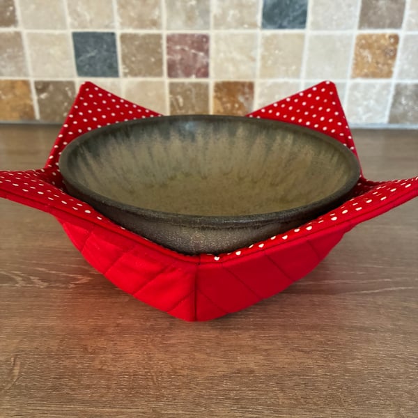 Perfectly Imperfect Red And White Polka Dot Quilted Fabric Reversible Bowl Cosy