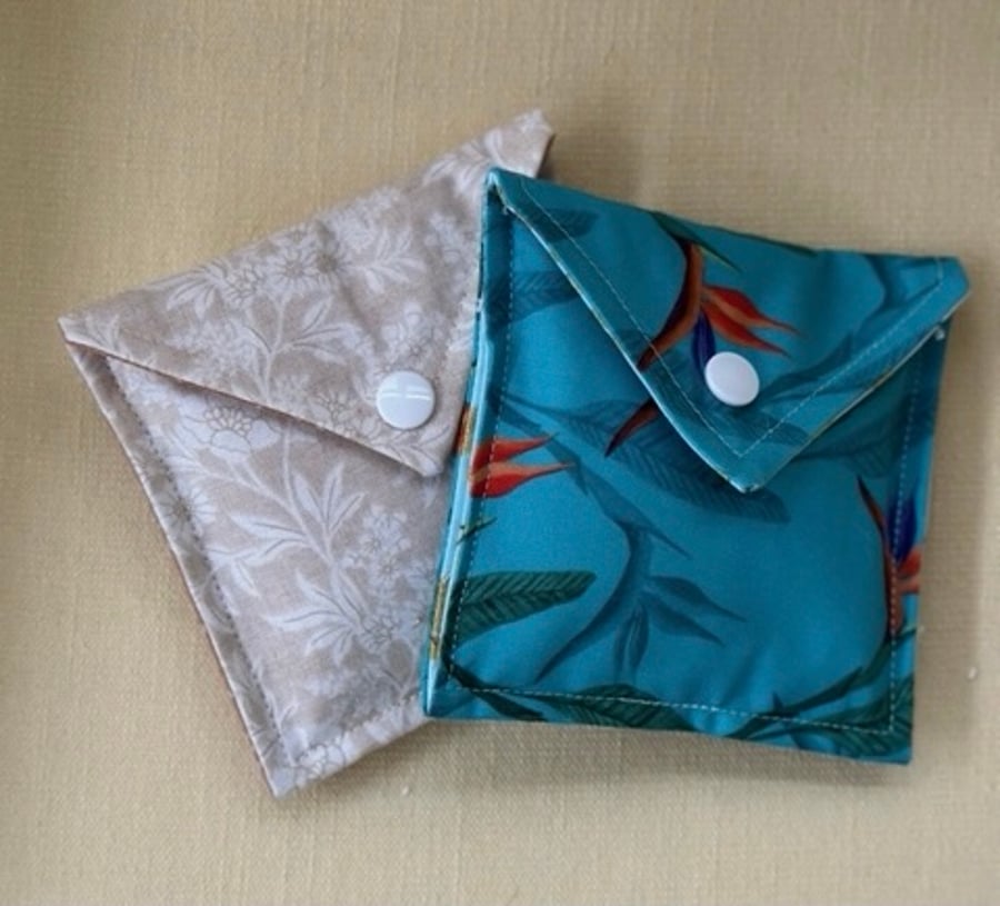 Reusable cleansing pad set