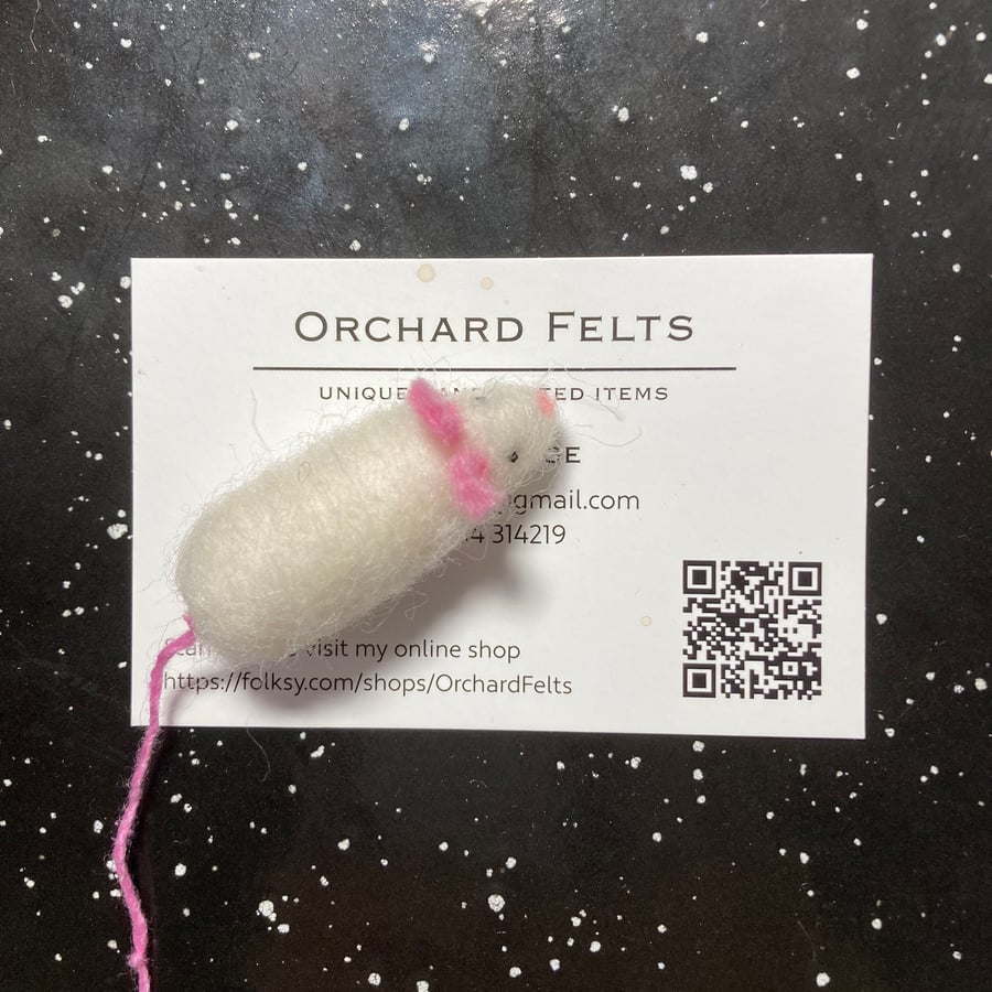 White mouse fridge magnet, needle felted