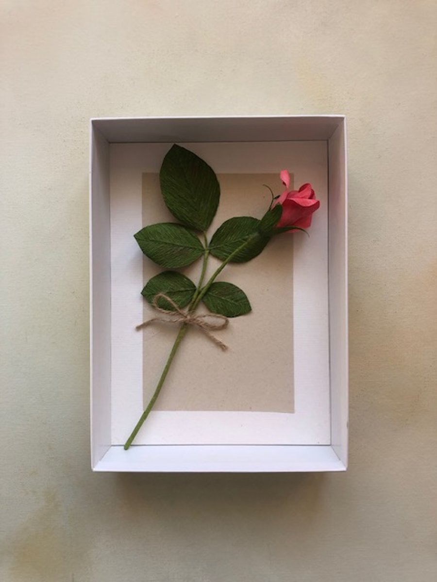 Paper flower gift box - pink rose bud