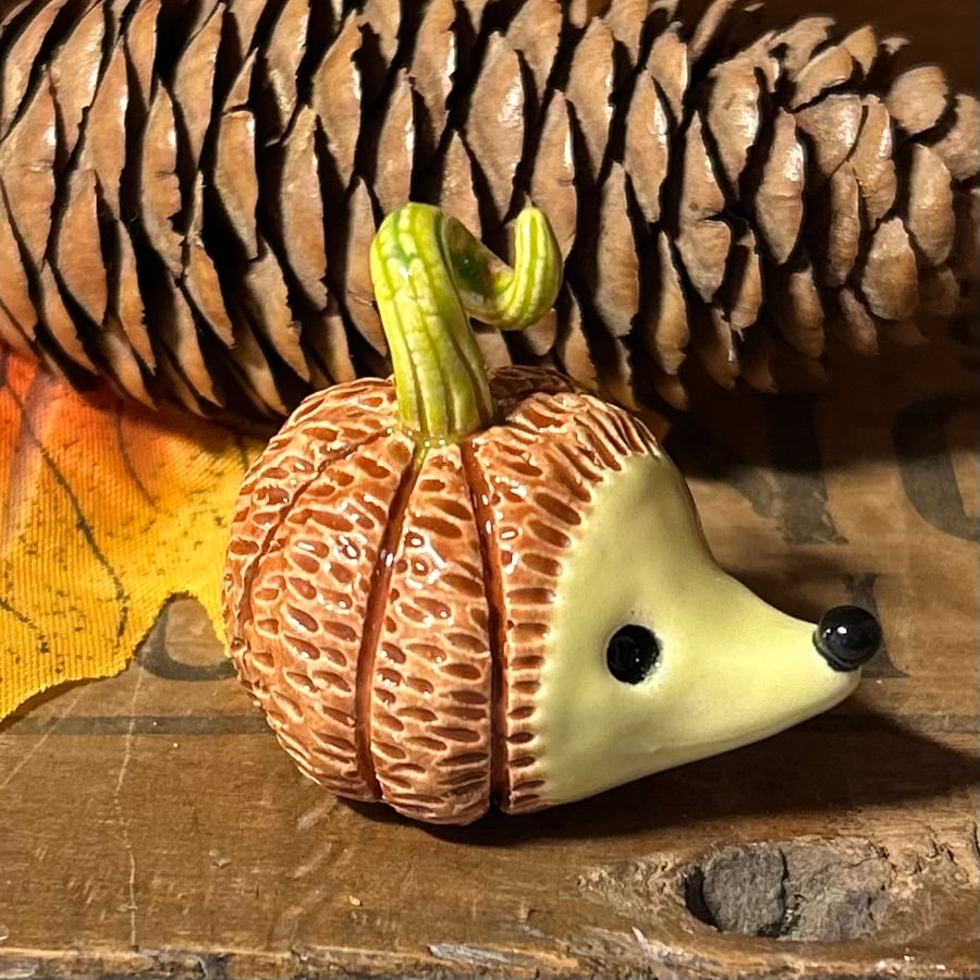 Hedgekin small ceramic hedgehog pumpkin decoration