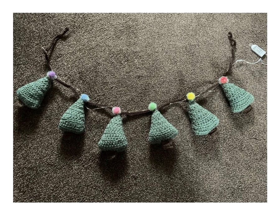 Christmas Tree Bunting with Lights