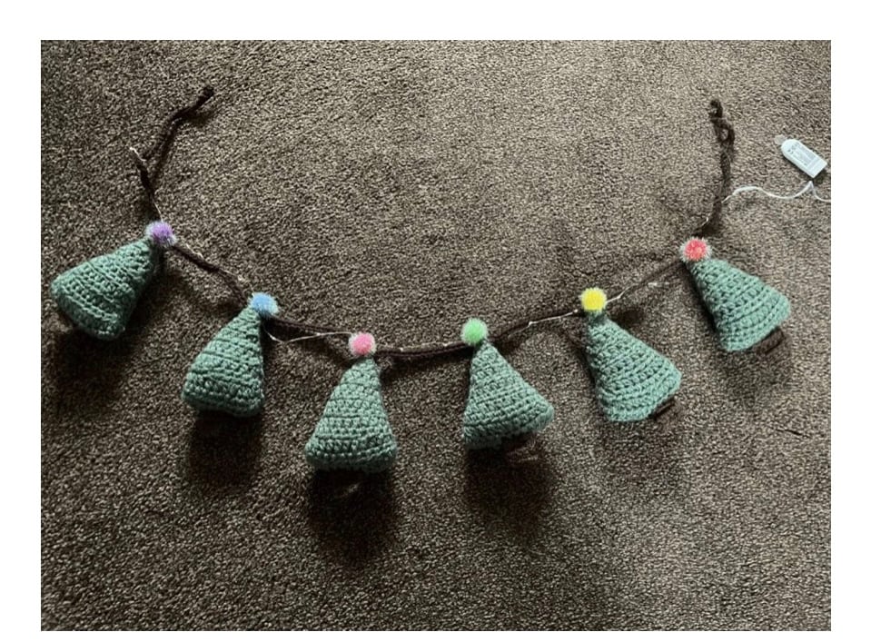 Christmas Tree Bunting with Lights