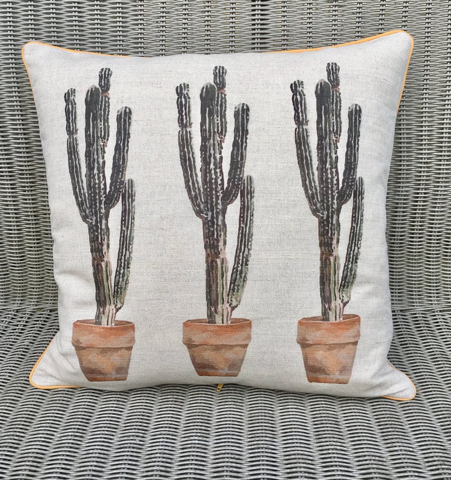Cactus cushion. Cacti scatter pillow. Arizona Cacti trio print. Free UK P&P.