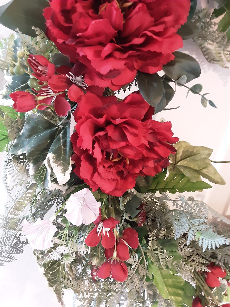 Blaze.large half covered wreath 50cm. Door wall table grave weddings present 