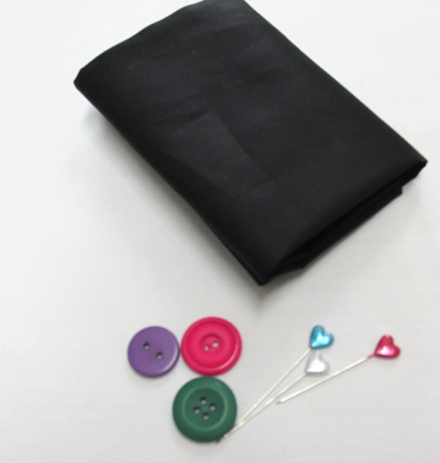 black cotton fat quarter