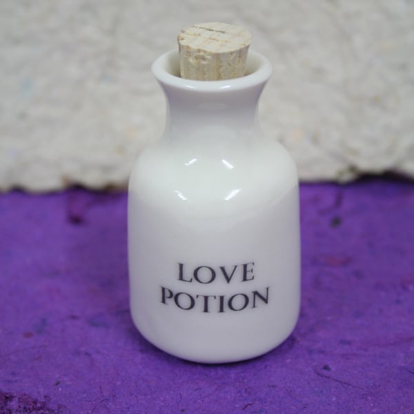 Small porcelain bottle with love potion wording