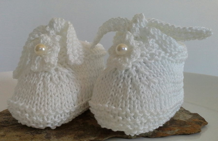 Luxery Organic Cotton Baby Shoes Hand Knitted  3-6 months size