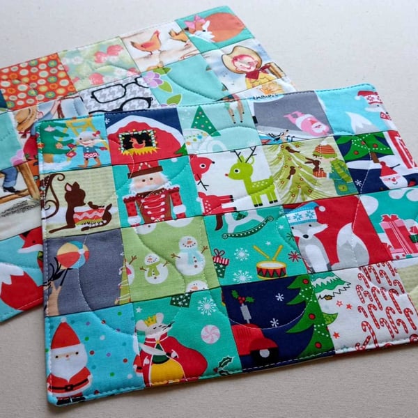 Activity placemat - I-spy reversible playmat including Chrsitmas themes