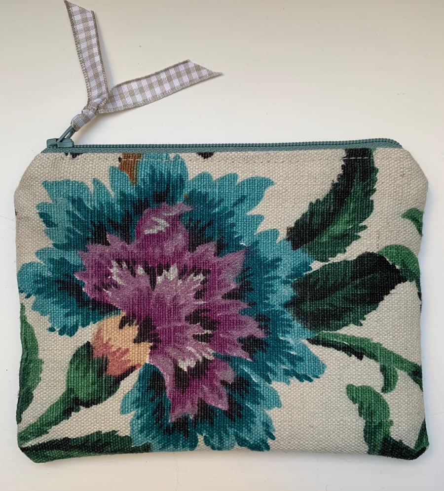 Vintage Linen coin purse