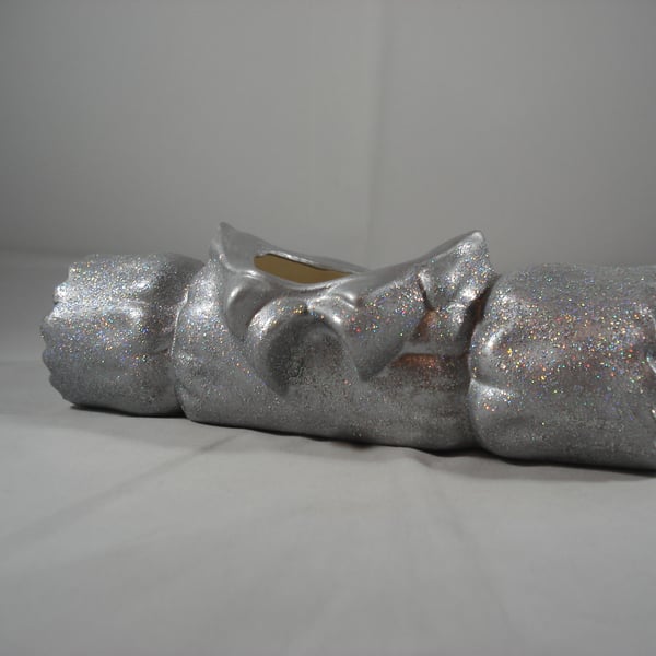 Silver Glittery Ceramic Xmas Christmas Cracker Table Ornament Decoration.