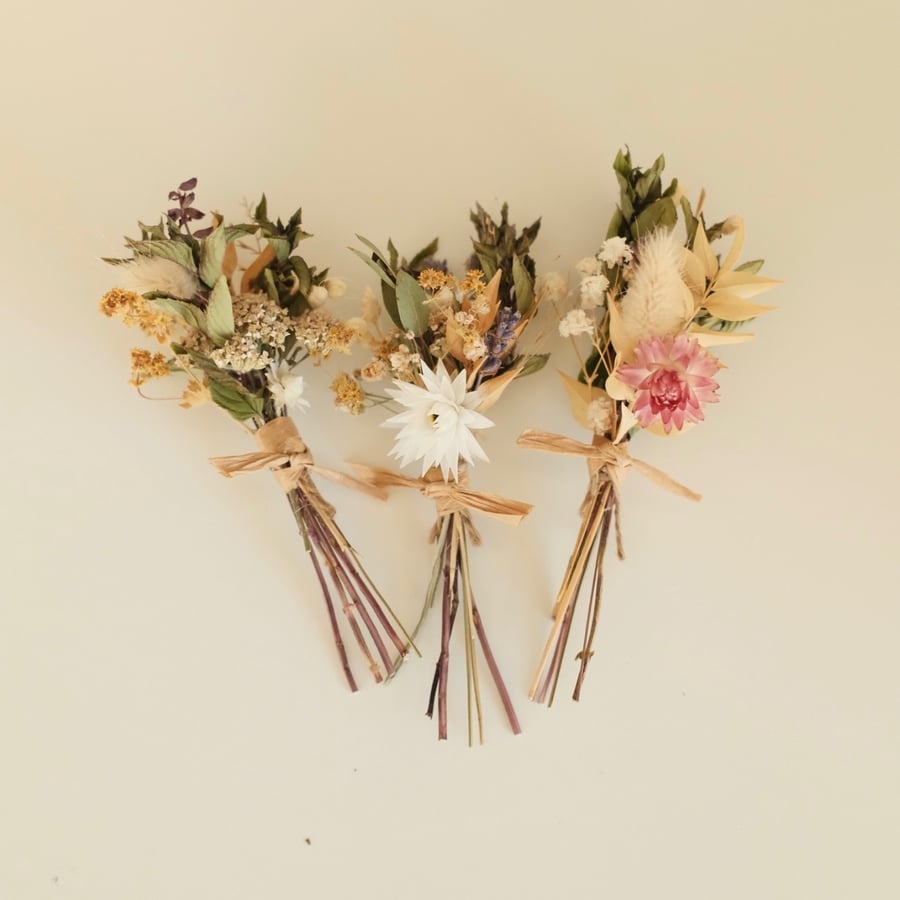 3x Mini Dried Flower Posies