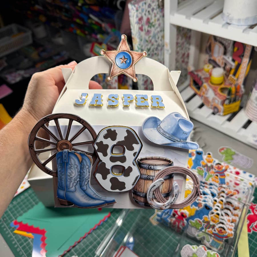 6 Personalised country party boxes, party bags 