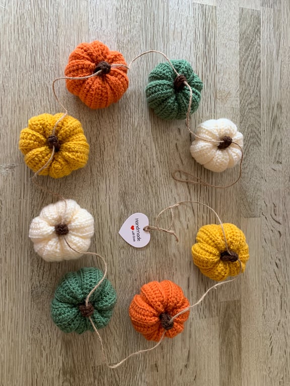 Handmade Crochet Autumnal Pumpkin Home Decor Garland 