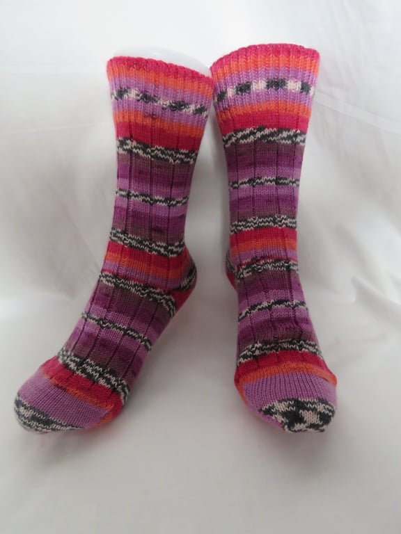 Hand-cranked Knitted Ribbed Wool Socks Size 4 to 5