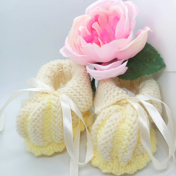 Baby's Yellow and White Fancy Shoes, Shoes for 3 - 9 Months, Baby Shower Gift