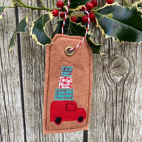 Christmas decoration - Van delivering presents