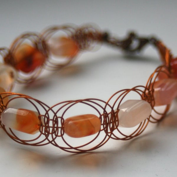 Carnelian macrame bracelet