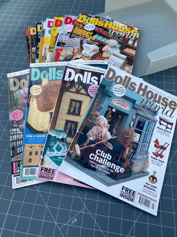 DollsHouse World Magazines. 12 issues. Years 2003 OR 2004. Craft Magazines.