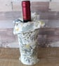 Floral bottle gift bag  - Image 4