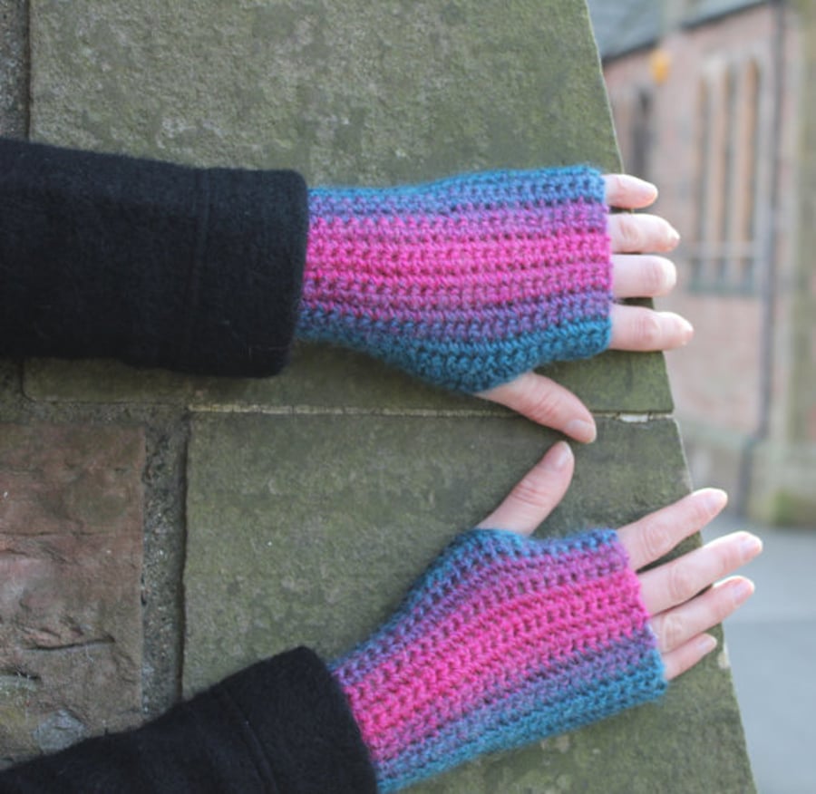 Fingerless gloves, funky mittens