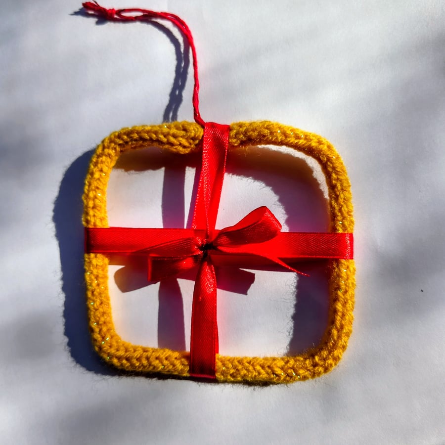 All the presents are wrapped - Christmas tree decoration