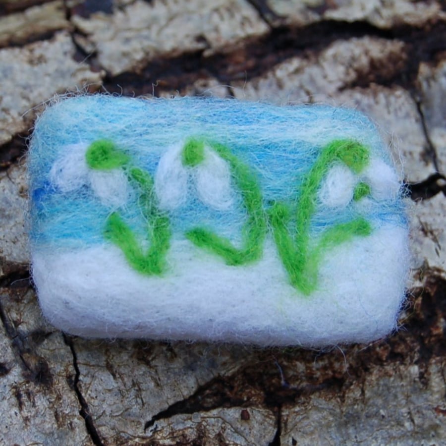 Needle felt brooch Snowdrops in the snow -  ladies jewellery wool badge wool art