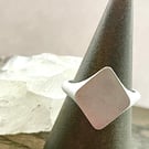 Square signet ring