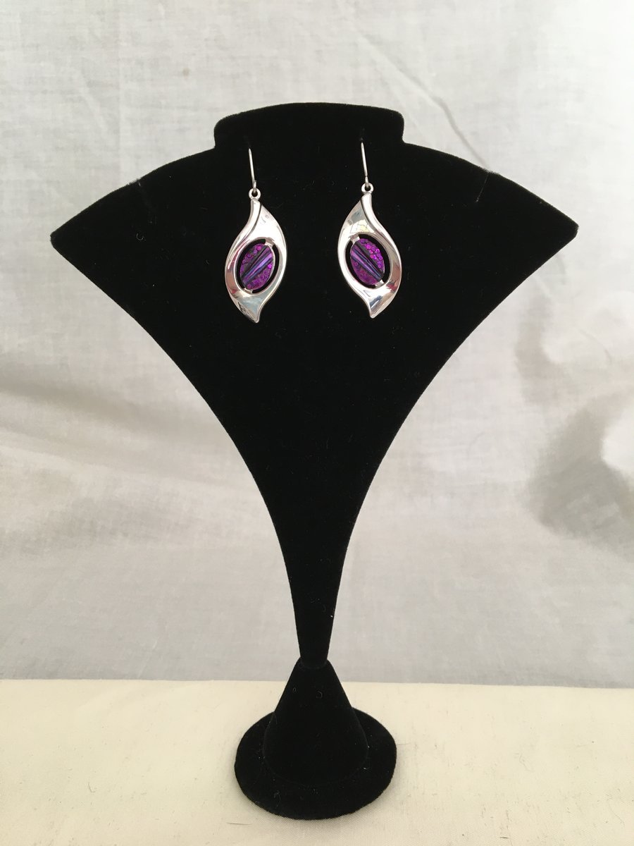 Leaf Drop Earrings with Mulberry Wine Oval Centrepiece