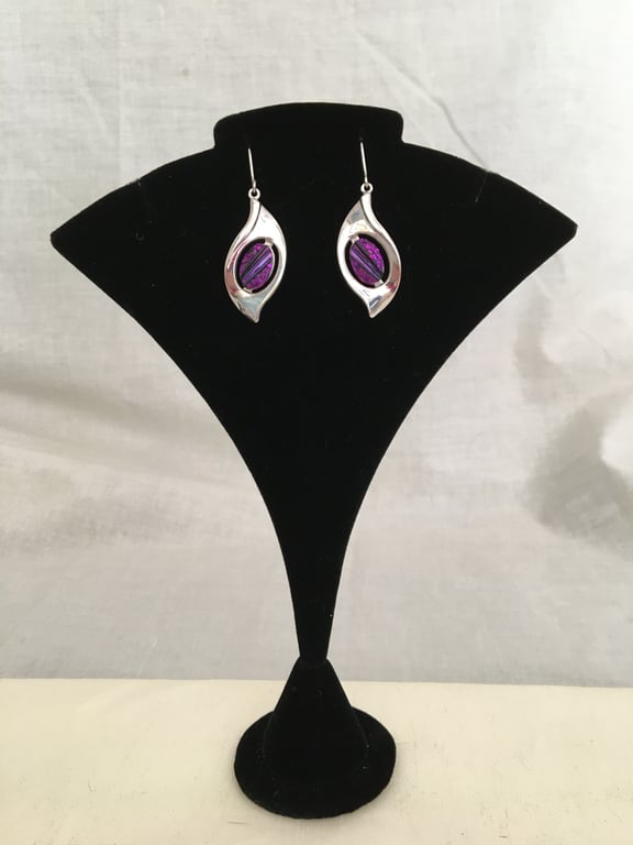 Leaf Drop Earrings with Mulberry Wine Oval Centrepiece