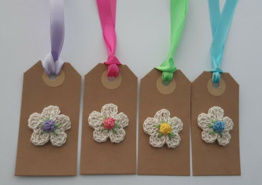  Handmade Gift Tags - Vintage Style - Crochet flowers
